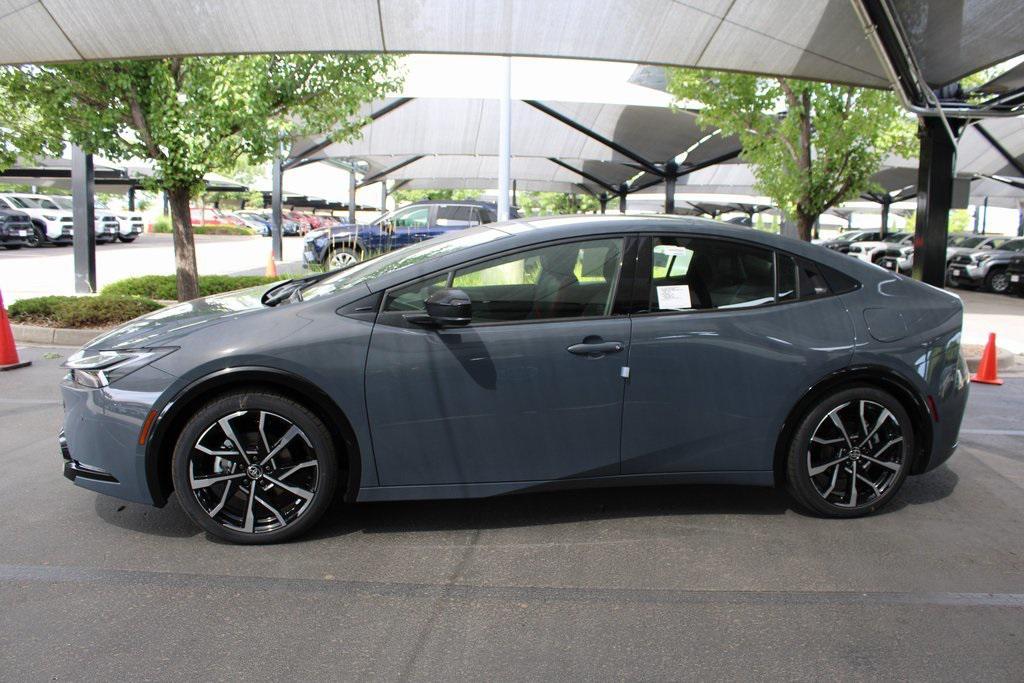 new 2025 Toyota Prius Plug-In Hybrid car, priced at $38,174