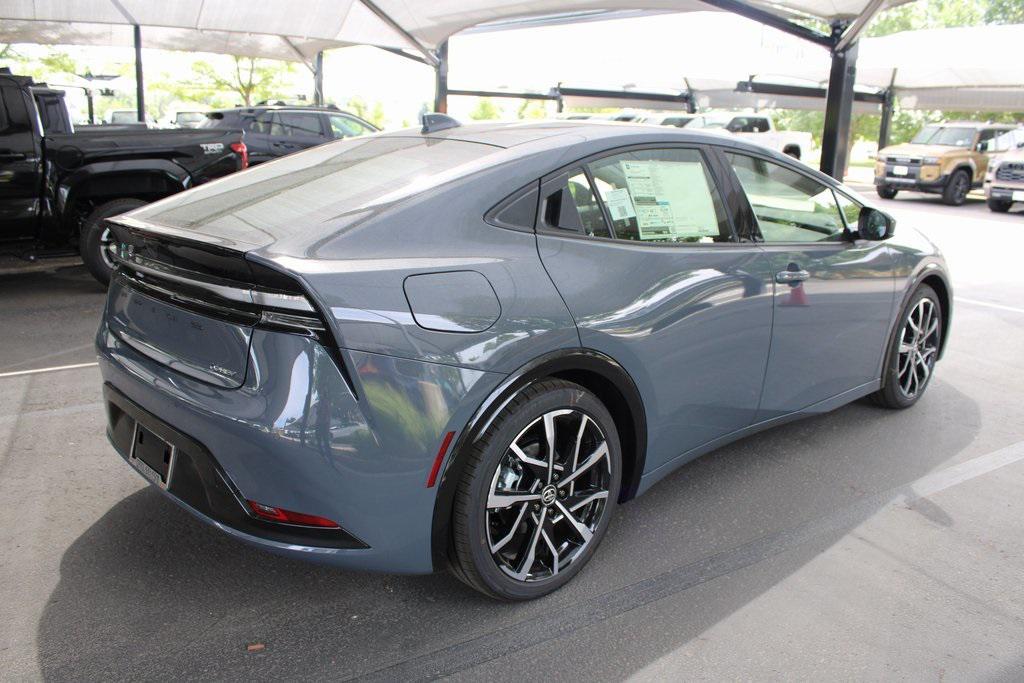 new 2025 Toyota Prius Plug-In Hybrid car, priced at $38,174