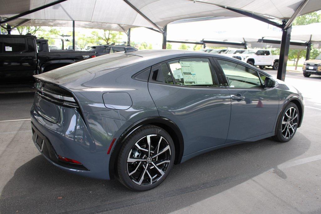 new 2025 Toyota Prius Plug-In Hybrid car, priced at $38,174