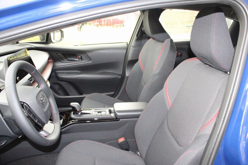 new 2026 Toyota Prius Plug-In Hybrid car, priced at $35,428