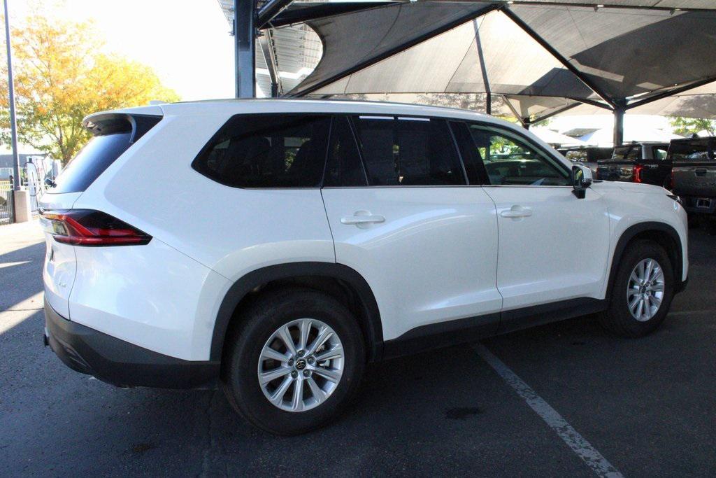 used 2025 Toyota Grand Highlander car, priced at $48,600