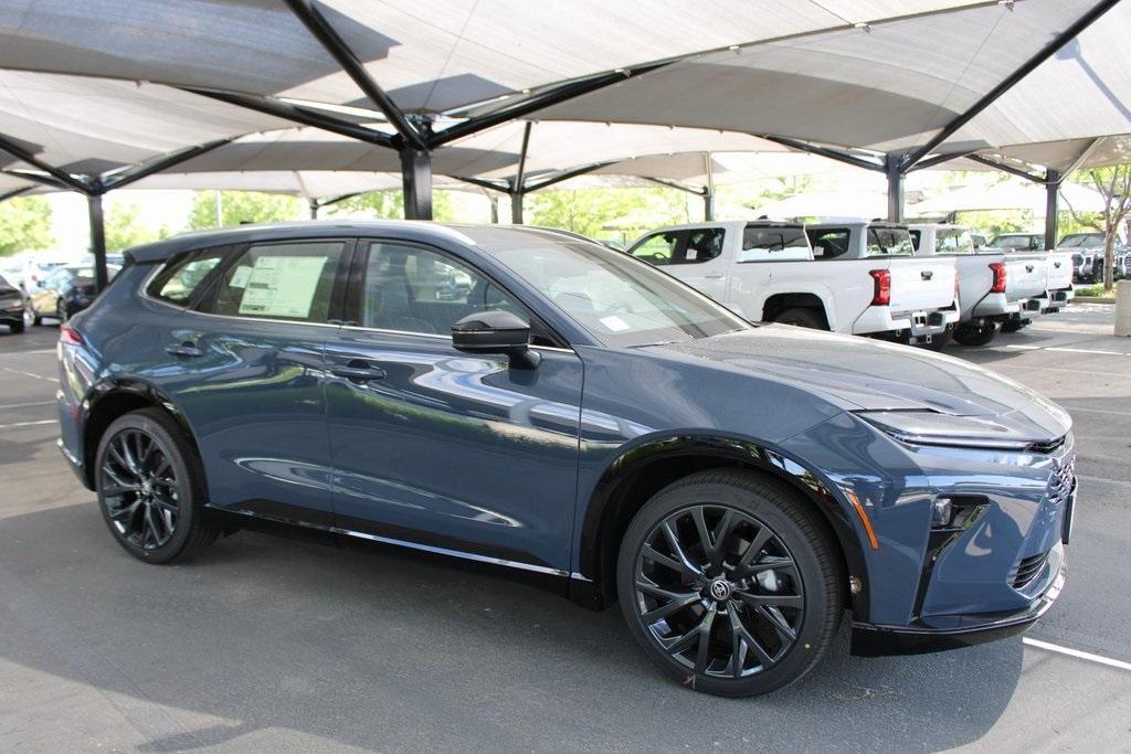 new 2025 Toyota Crown Signia car, priced at $52,350