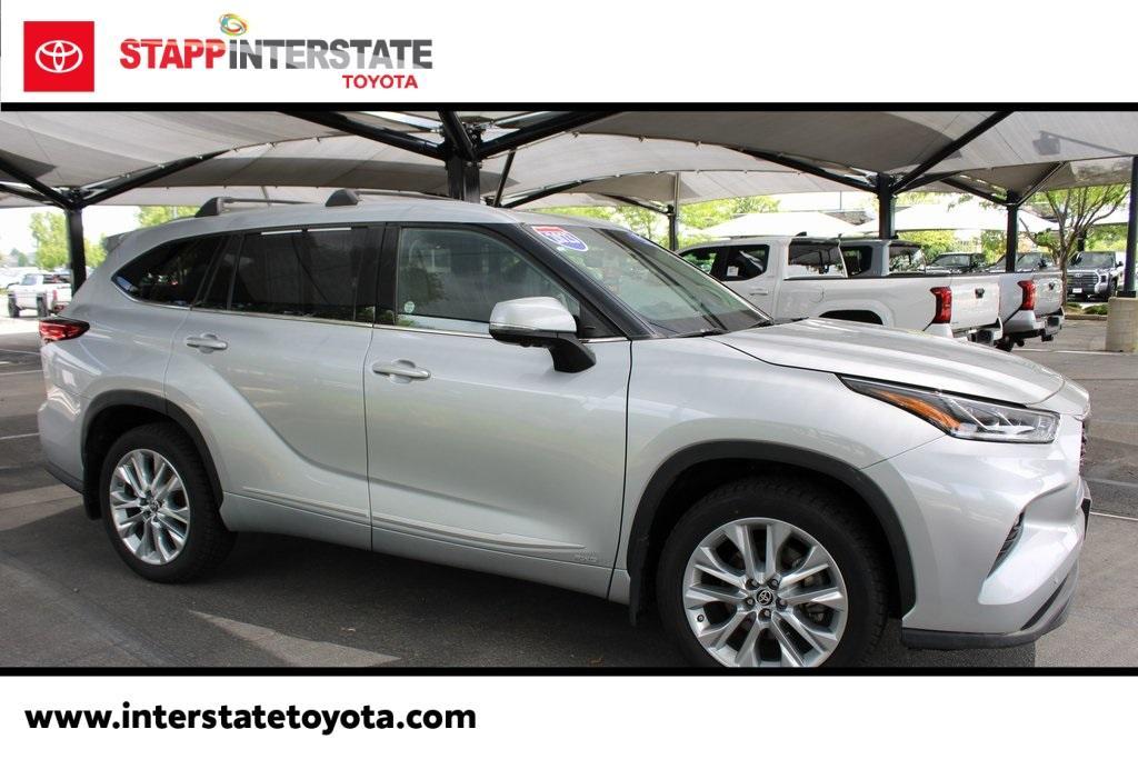 used 2023 Toyota Highlander Hybrid car, priced at $44,900