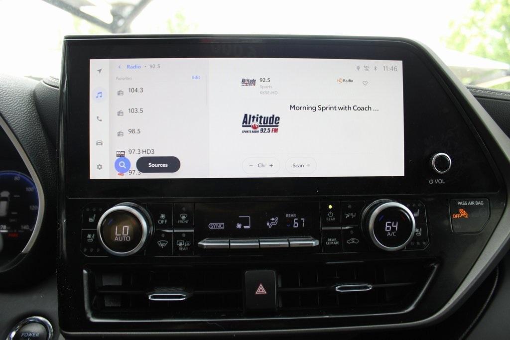 used 2023 Toyota Highlander Hybrid car, priced at $44,900