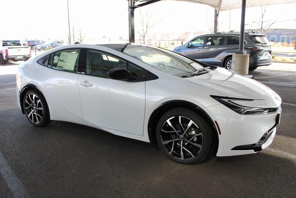 new 2025 Toyota Prius Plug-In Hybrid car, priced at $41,252