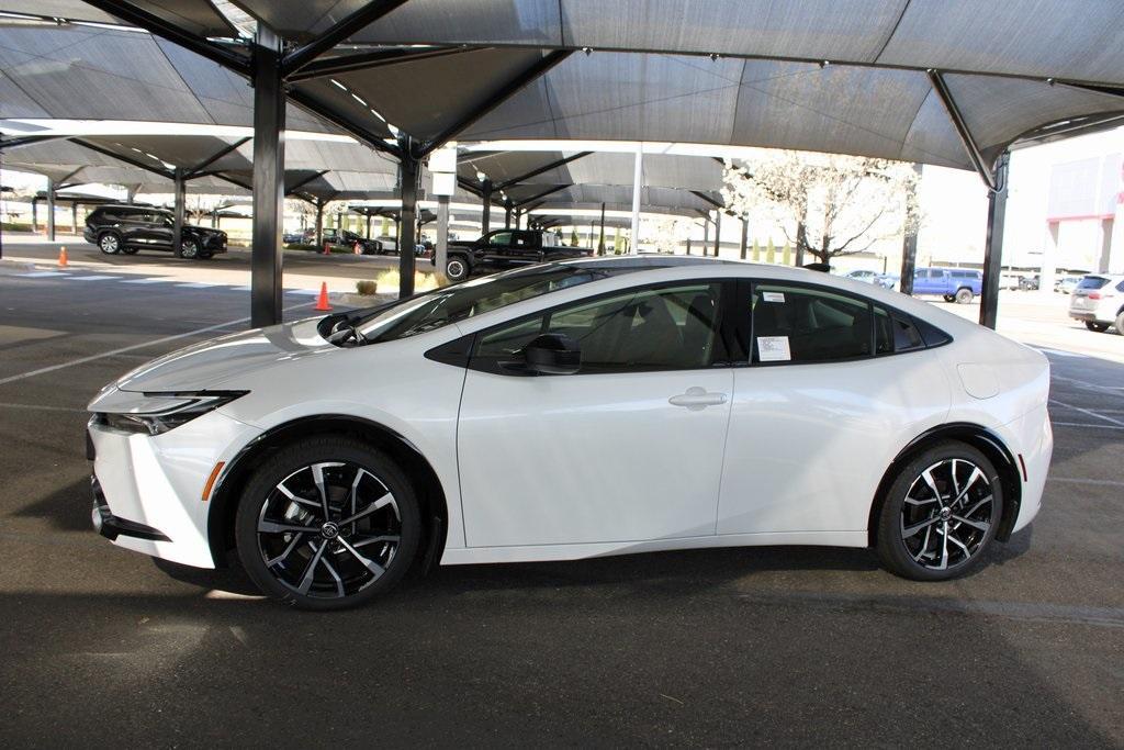 new 2025 Toyota Prius Plug-In Hybrid car, priced at $41,252