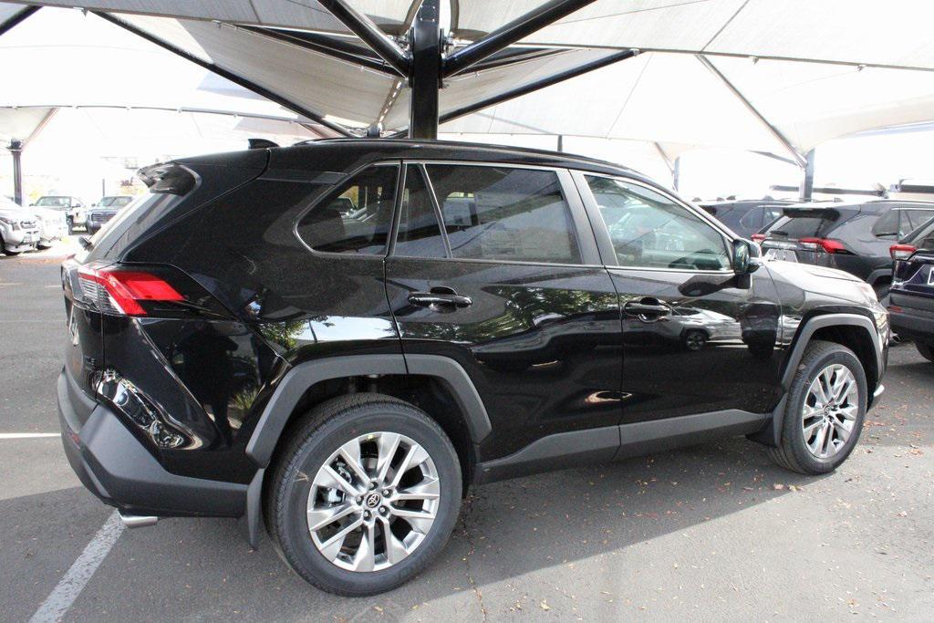 new 2025 Toyota RAV4 car, priced at $40,521