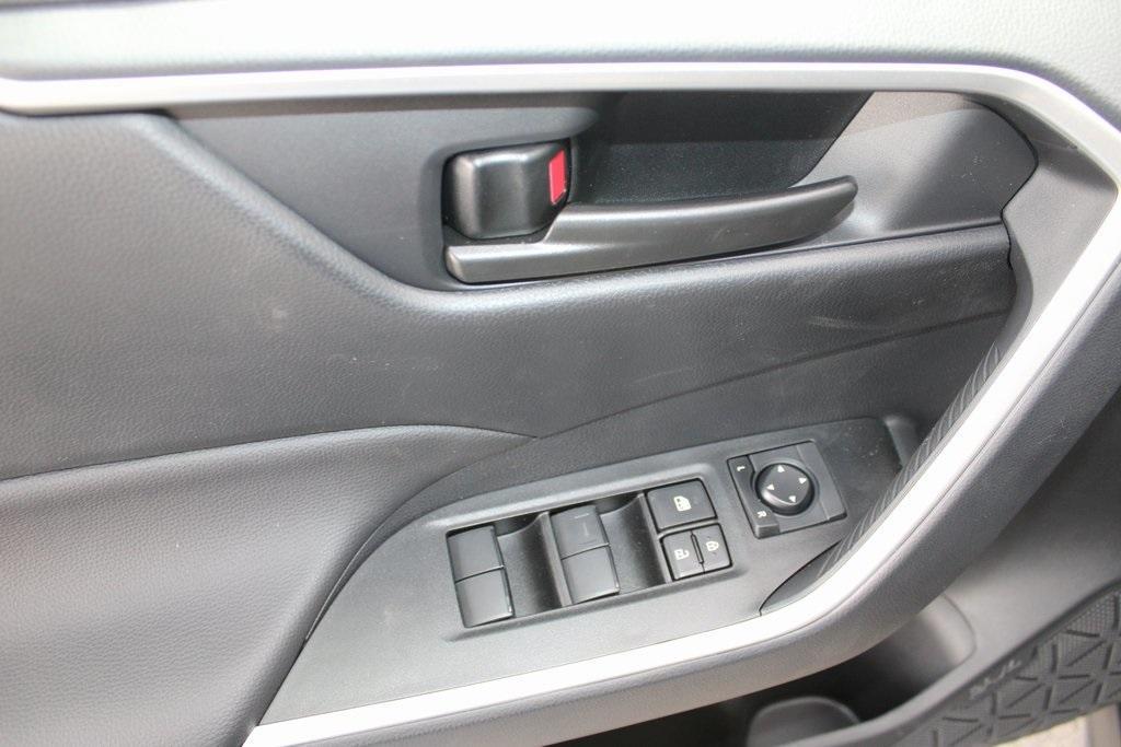 new 2025 Toyota RAV4 car, priced at $33,257