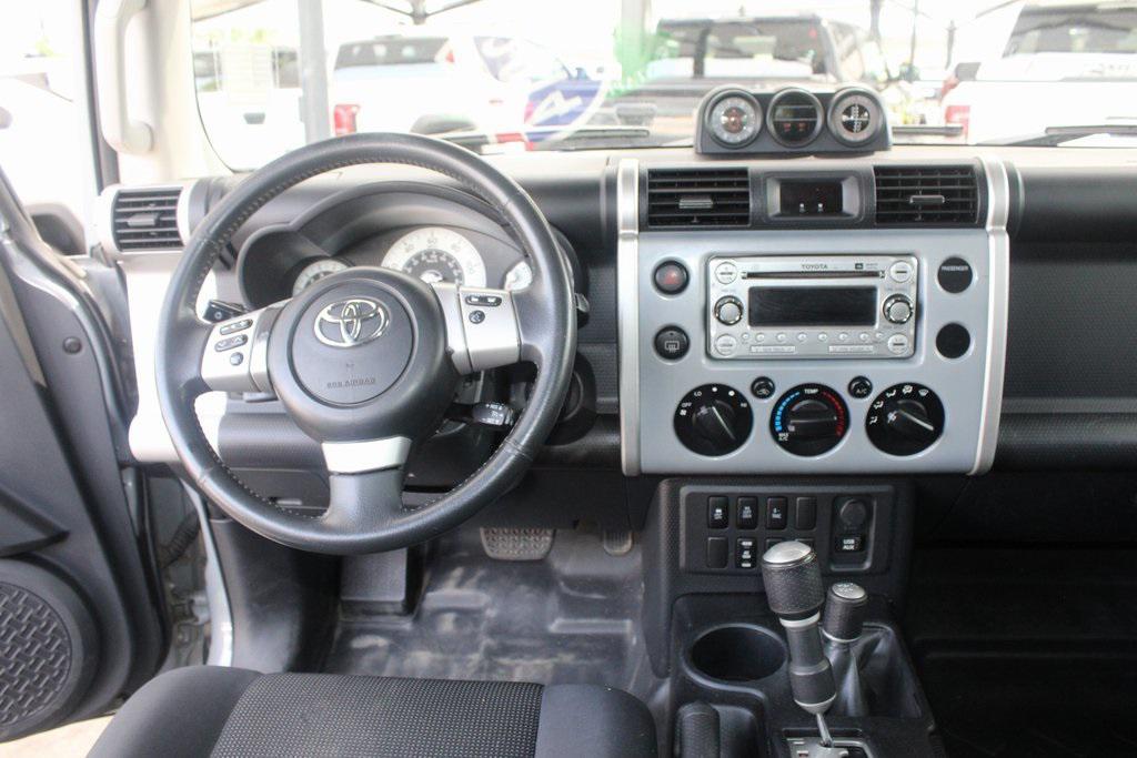 used 2014 Toyota FJ Cruiser car, priced at $17,900