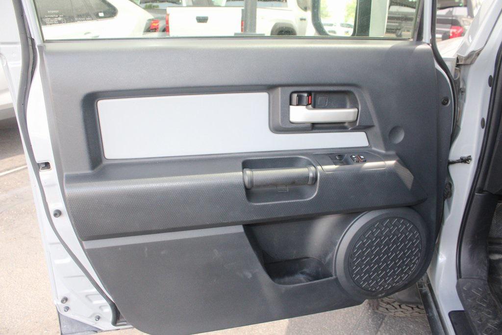 used 2014 Toyota FJ Cruiser car, priced at $17,900