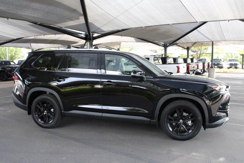 new 2025 Toyota Grand Highlander car, priced at $56,687