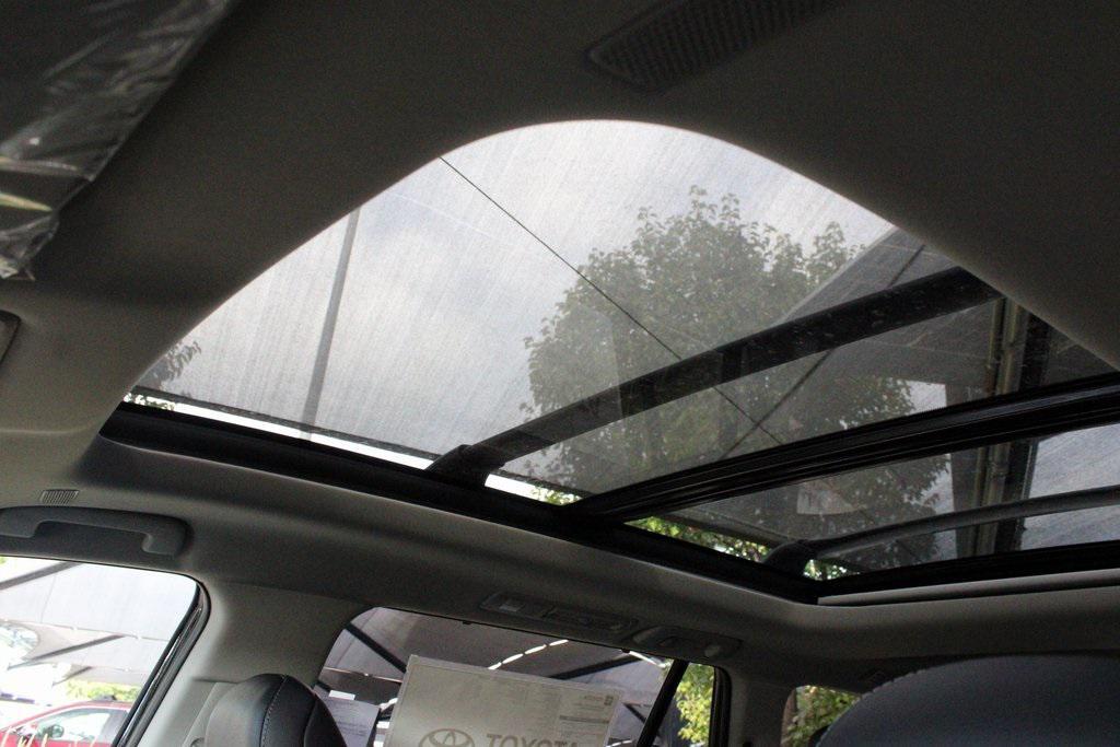 new 2025 Toyota Grand Highlander car, priced at $56,687