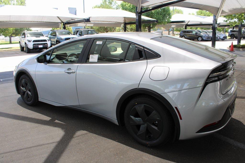 new 2025 Toyota Prius Plug-In Hybrid car, priced at $35,085