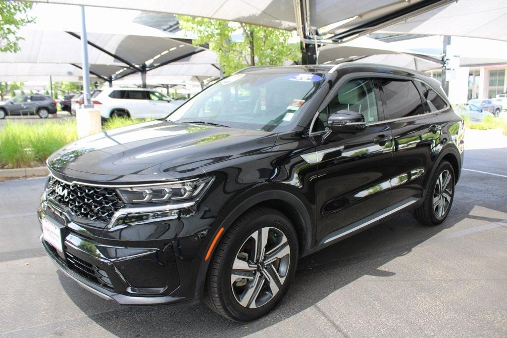 used 2022 Kia Sorento Plug-In Hybrid car, priced at $28,000
