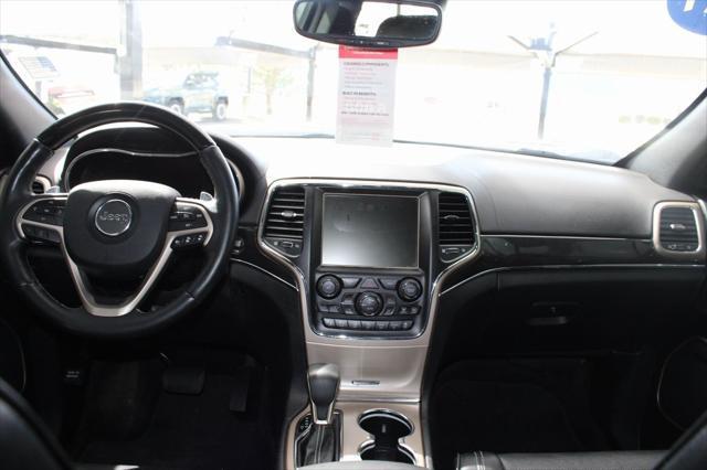 used 2017 Jeep Grand Cherokee car, priced at $16,700