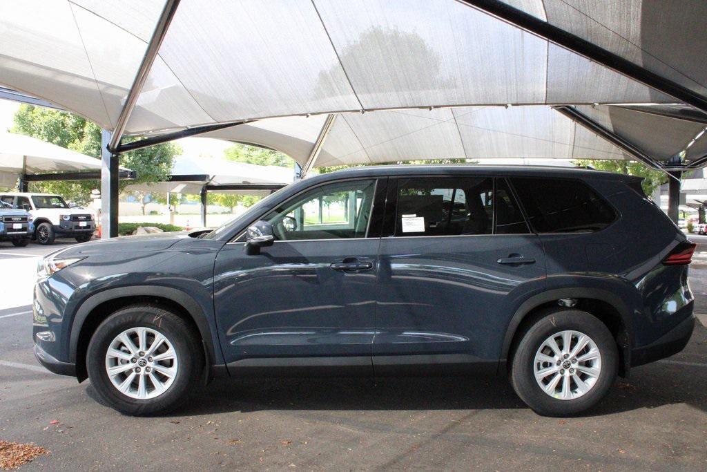 new 2025 Toyota Grand Highlander car, priced at $49,653