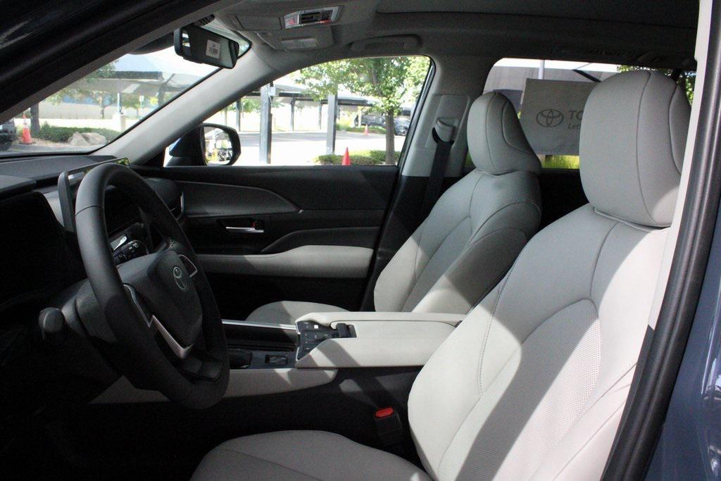 new 2025 Toyota Grand Highlander car, priced at $49,653