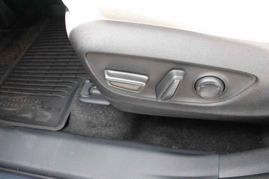 new 2025 Toyota Grand Highlander car, priced at $49,653