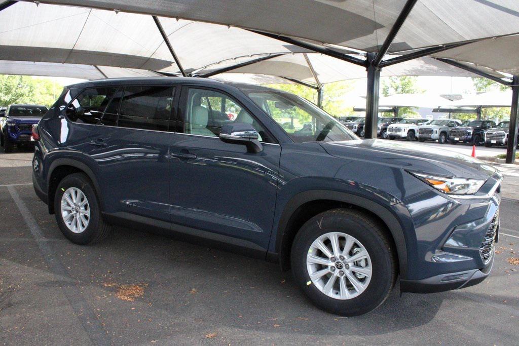 new 2025 Toyota Grand Highlander car, priced at $49,653