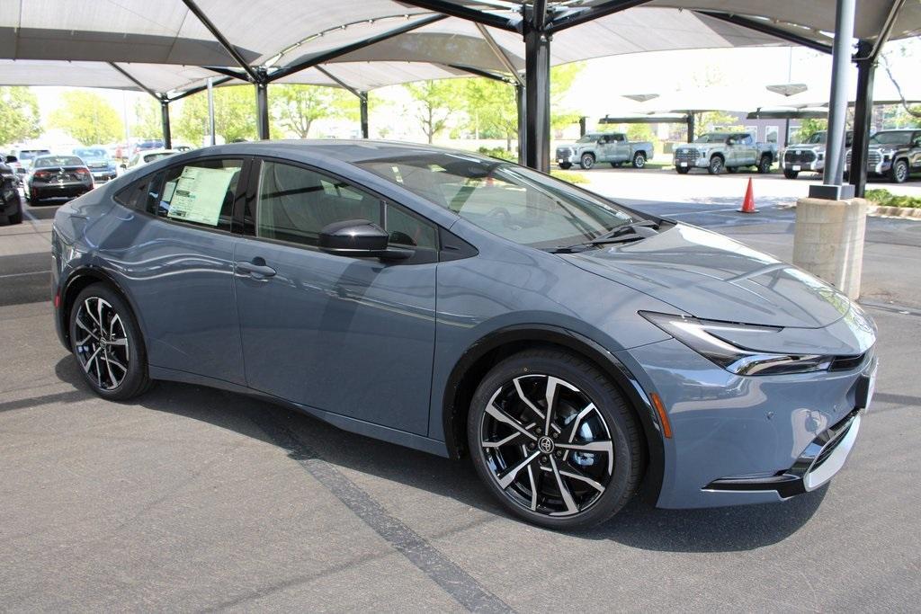 new 2025 Toyota Prius Plug-In Hybrid car, priced at $39,363