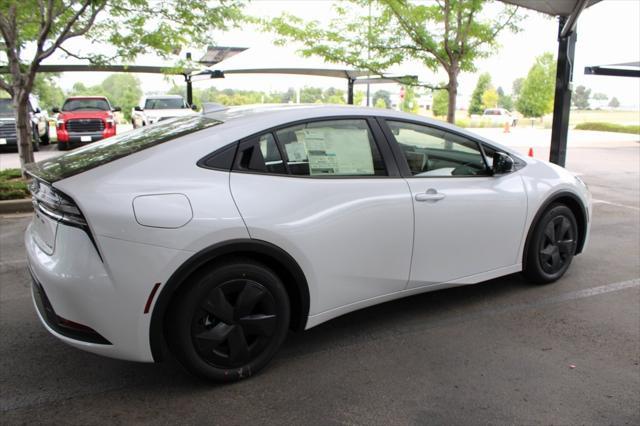 new 2025 Toyota Prius Plug-In Hybrid car, priced at $35,431