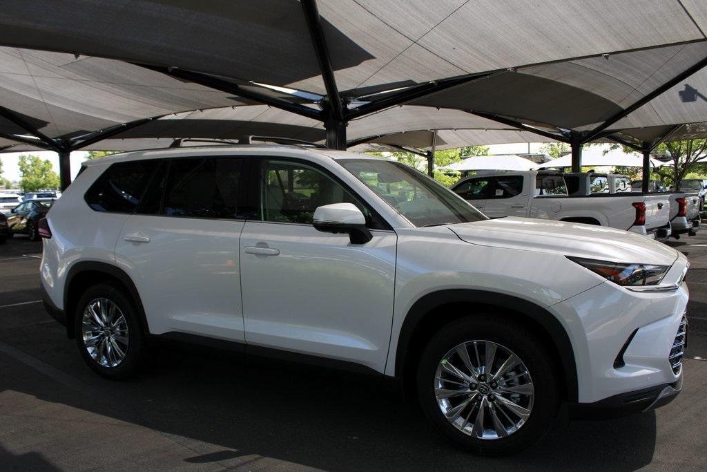 new 2025 Toyota Grand Highlander car, priced at $59,181