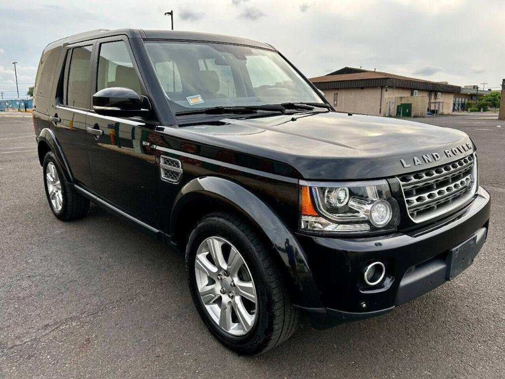 used 2016 Land Rover LR4 car, priced at $17,495