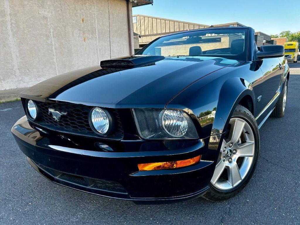 used 2007 Ford Mustang car, priced at $13,995