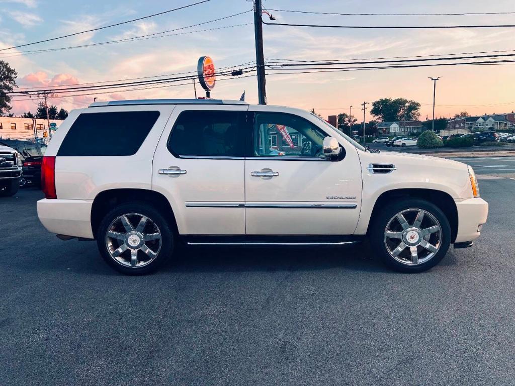 used 2012 Cadillac Escalade car, priced at $12,795