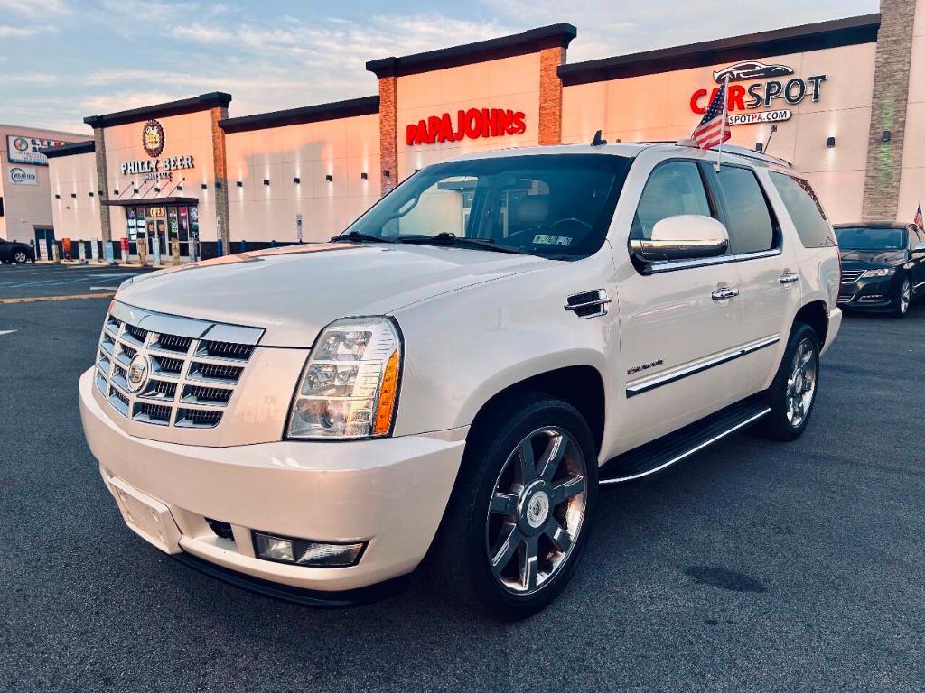 used 2012 Cadillac Escalade car, priced at $12,795