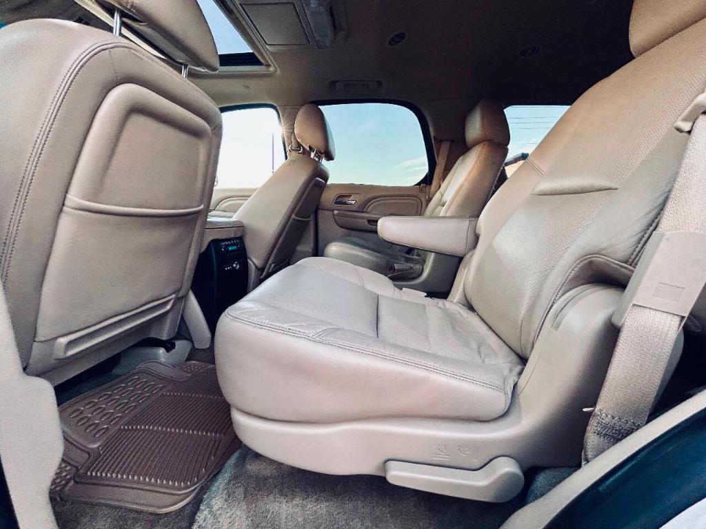 used 2012 Cadillac Escalade car, priced at $12,795