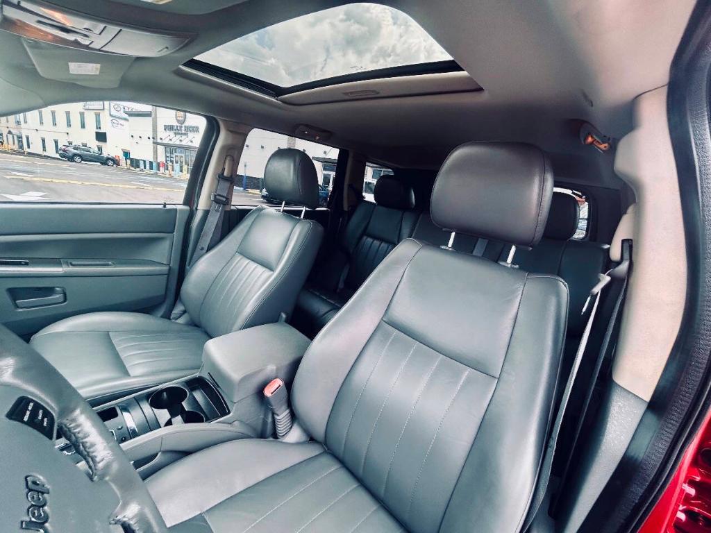 used 2006 Jeep Grand Cherokee car, priced at $6,995