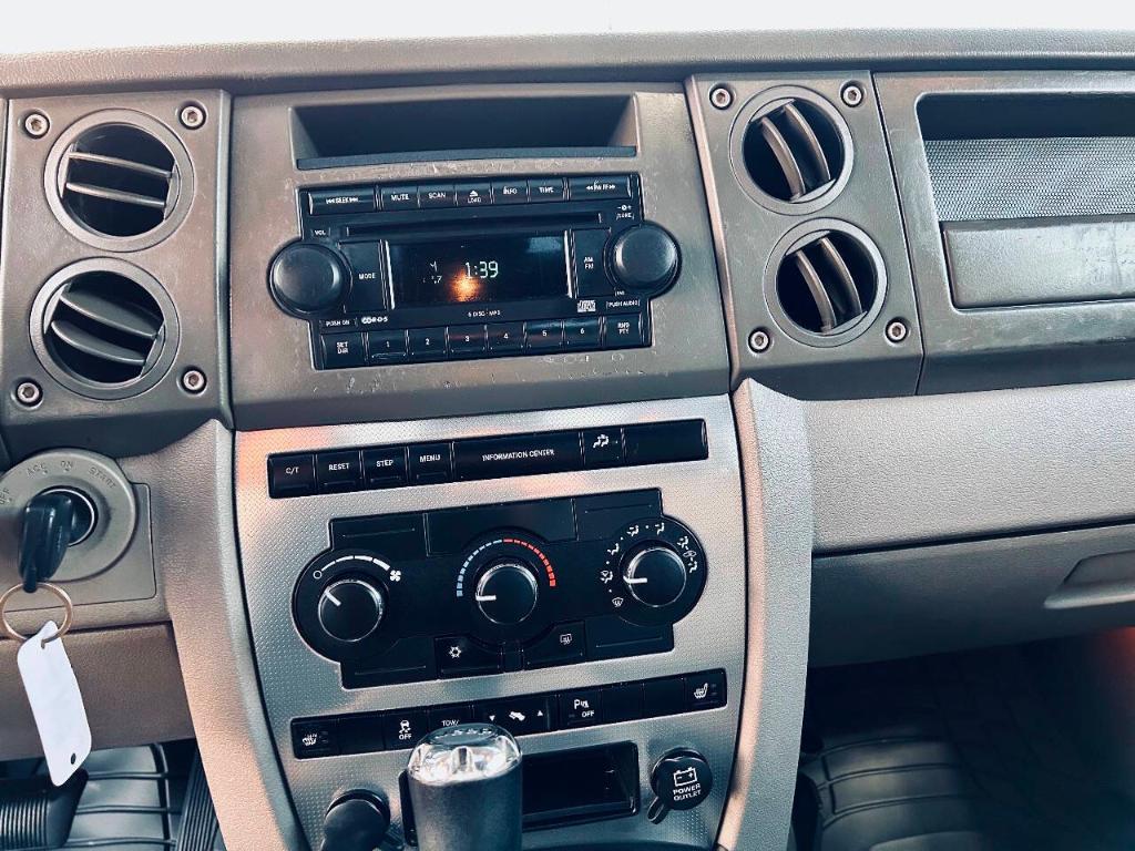 used 2007 Jeep Commander car, priced at $6,495