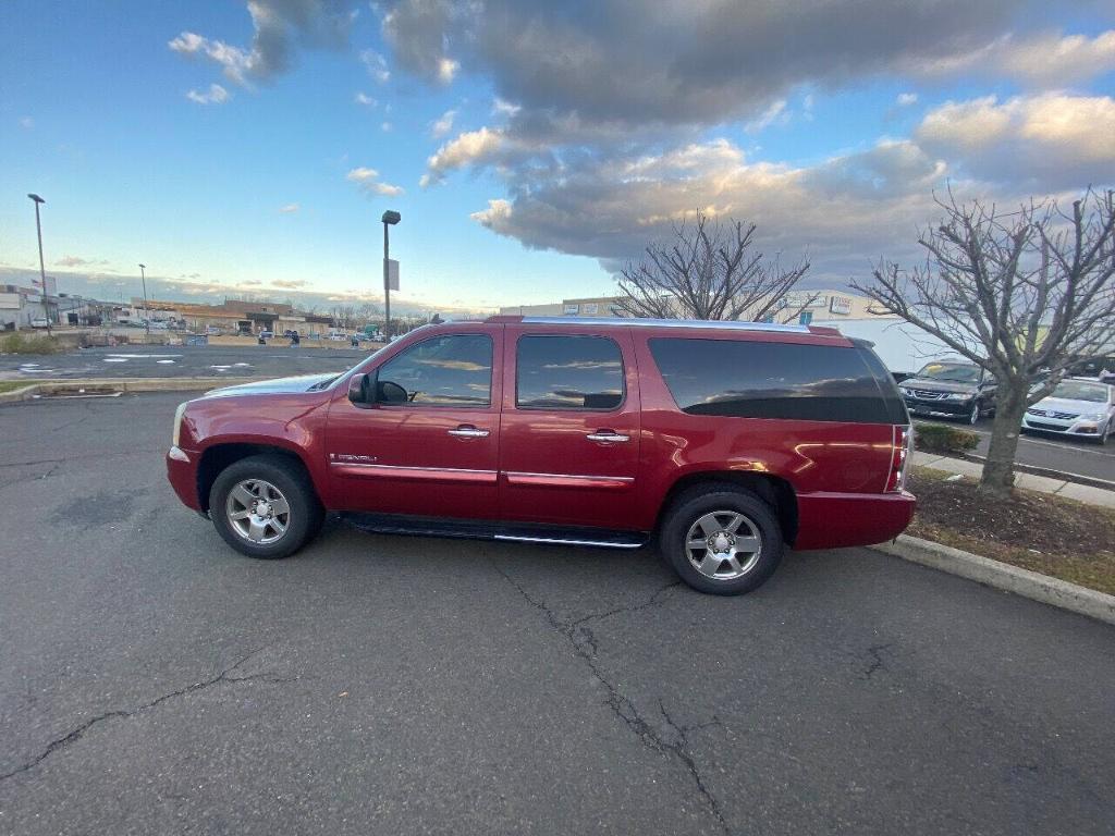 used 2008 GMC Yukon XL car, priced at $8,995