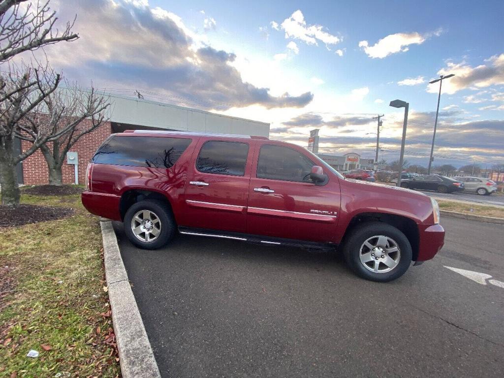 used 2008 GMC Yukon XL car, priced at $8,995