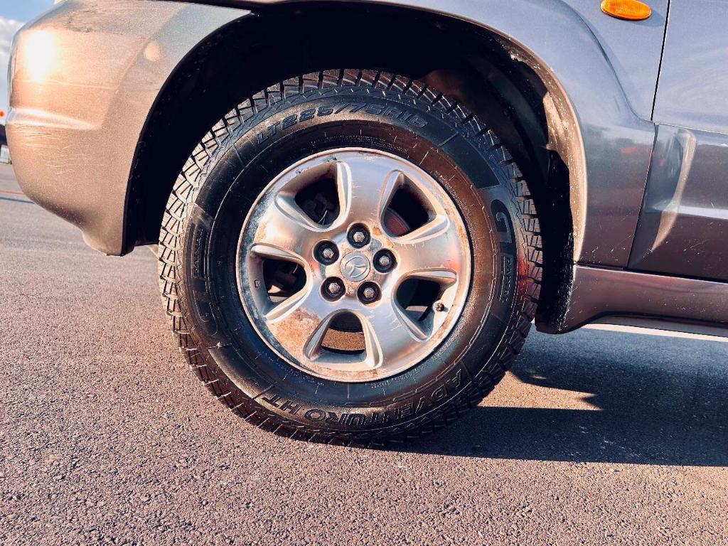 used 2003 Mazda Tribute car, priced at $5,749