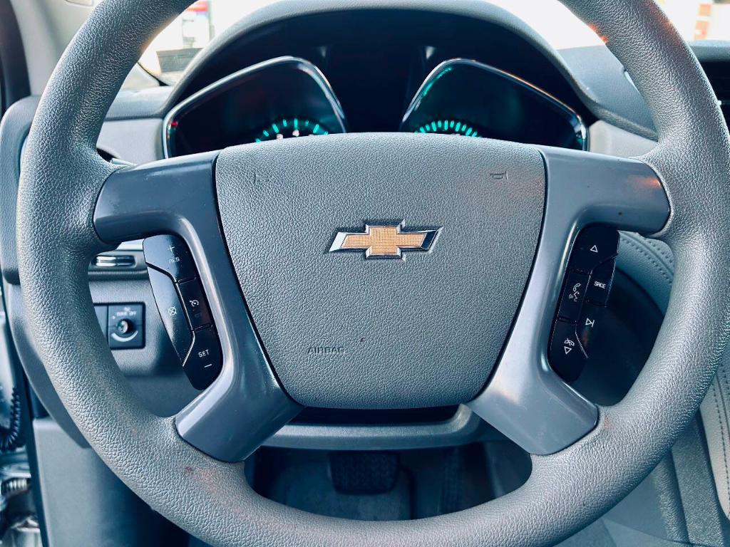 used 2017 Chevrolet Traverse car, priced at $9,995