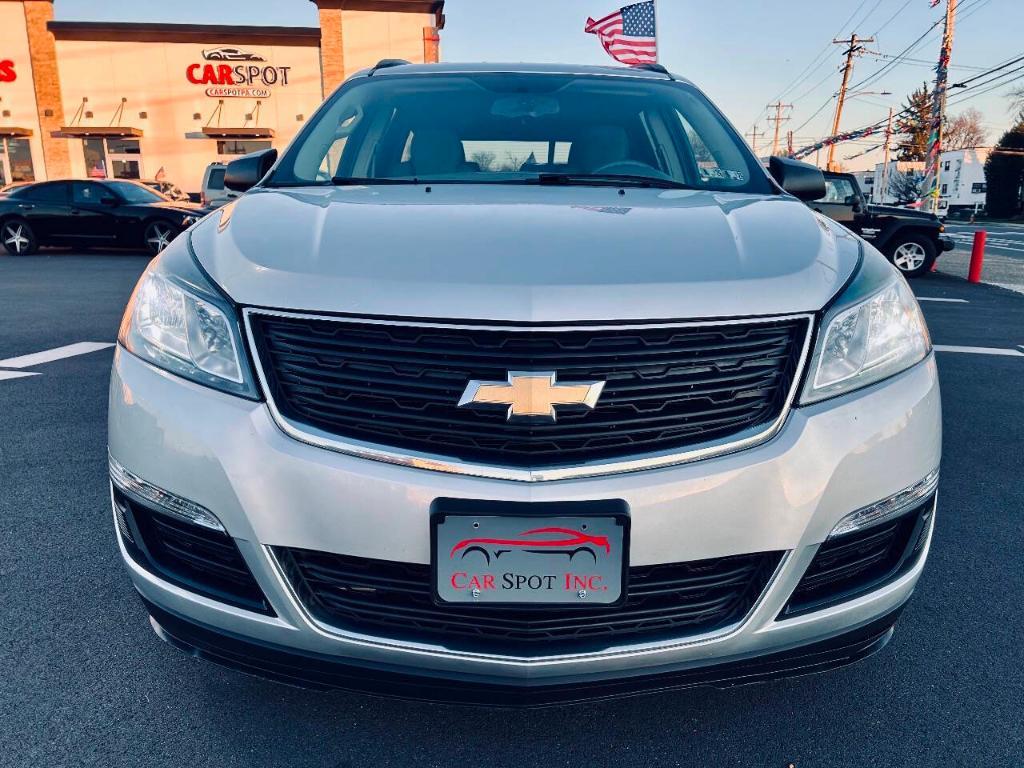 used 2017 Chevrolet Traverse car, priced at $9,995