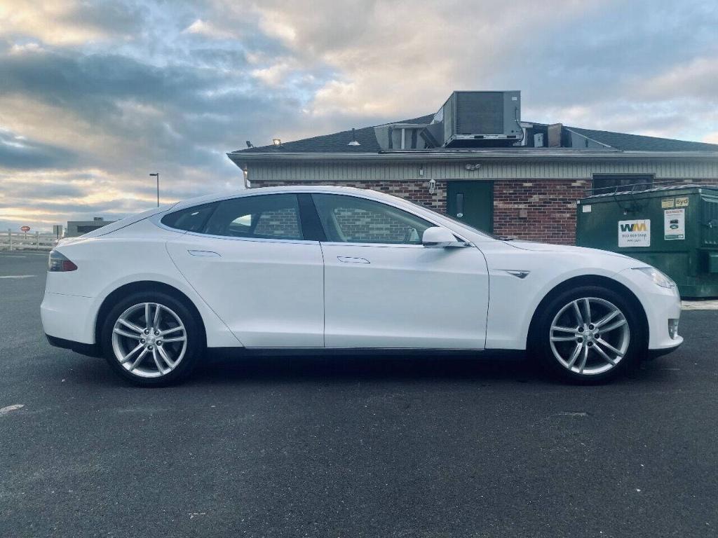 used 2014 Tesla Model S car