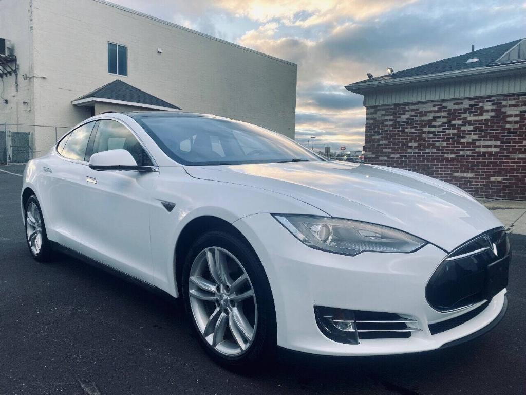 used 2014 Tesla Model S car