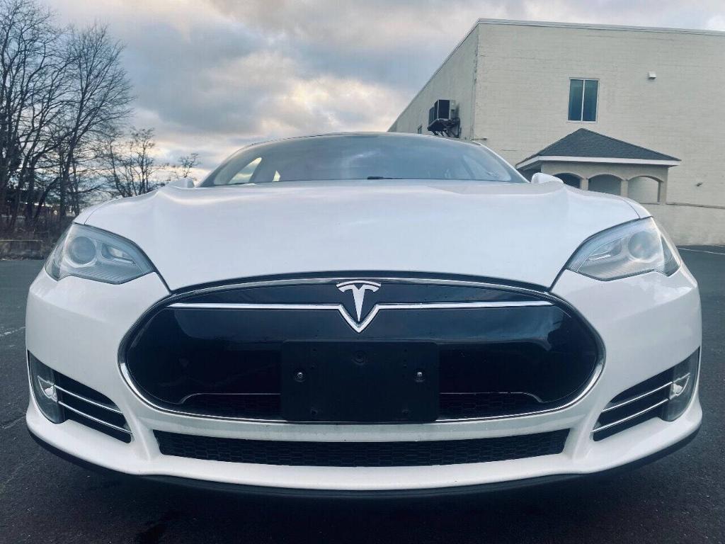 used 2014 Tesla Model S car