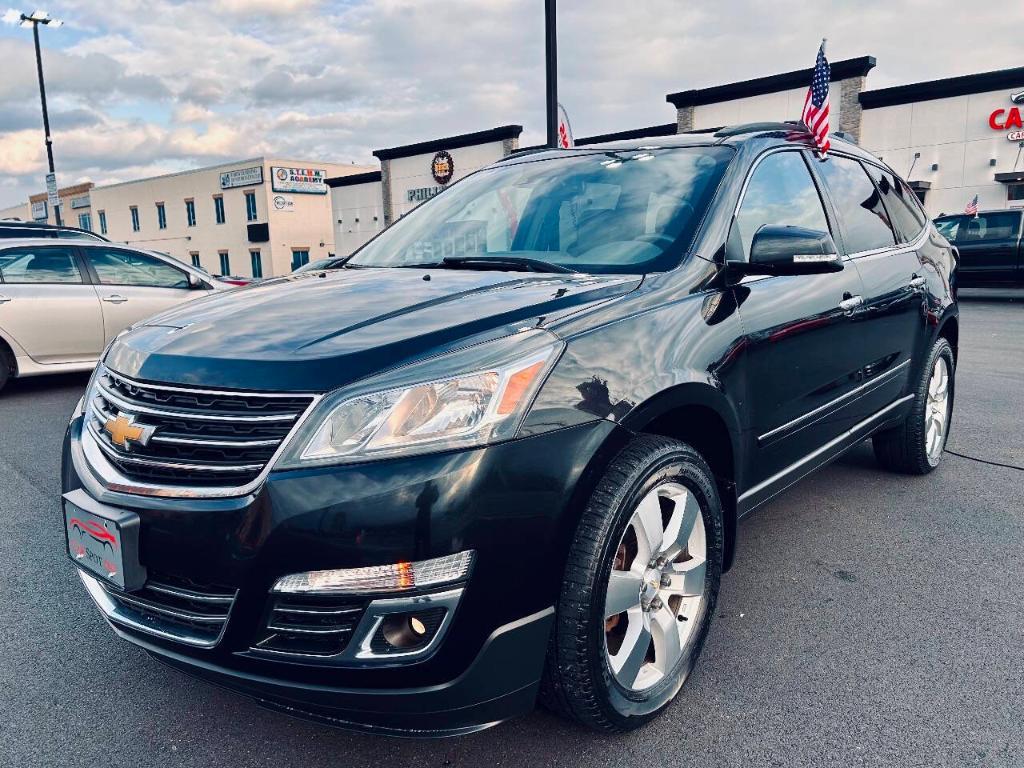 used 2015 Chevrolet Traverse car, priced at $13,195