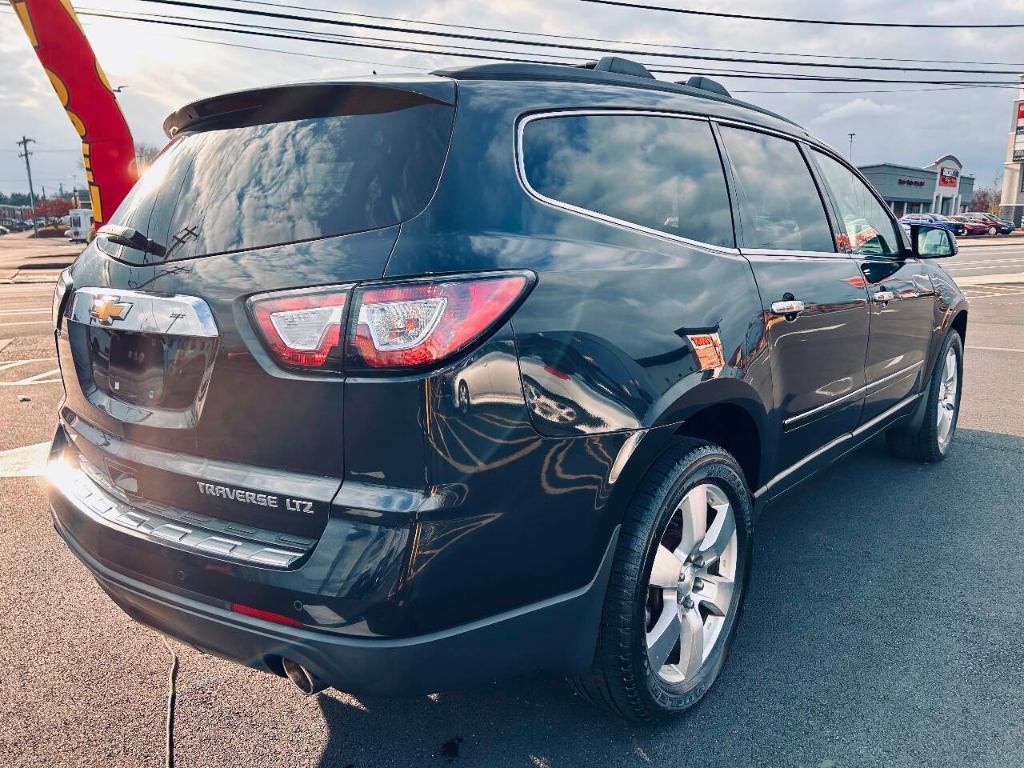 used 2015 Chevrolet Traverse car, priced at $13,195