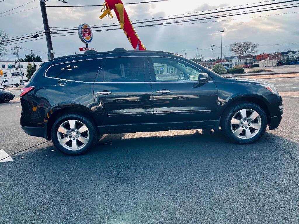 used 2015 Chevrolet Traverse car, priced at $13,195