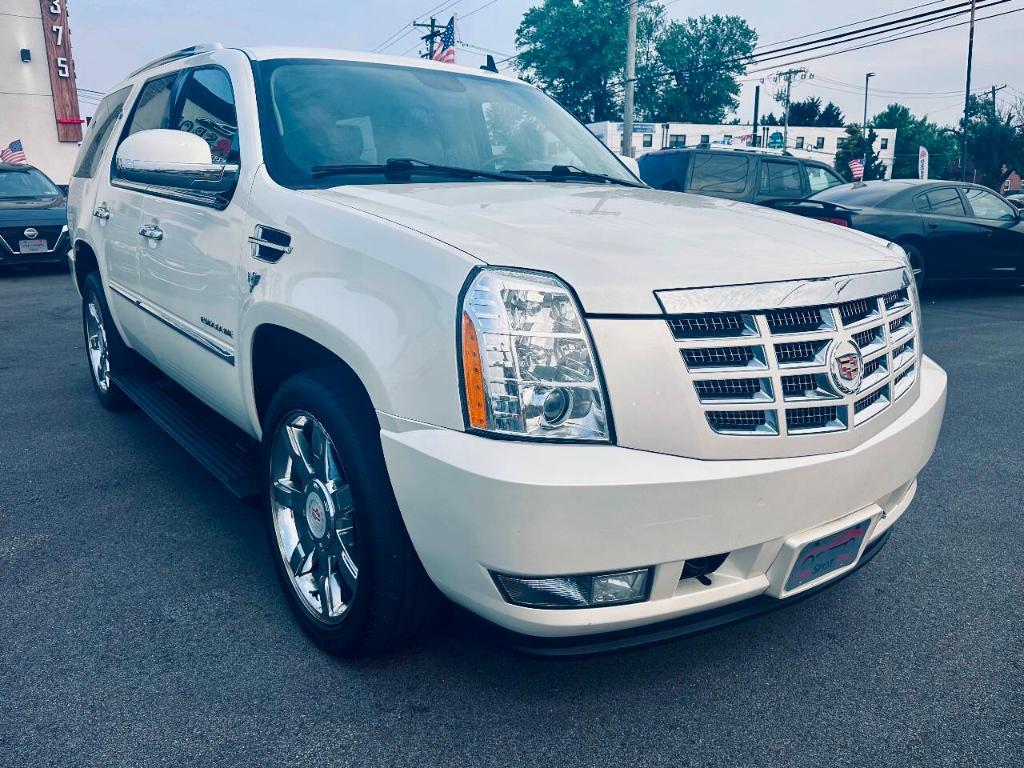 used 2011 Cadillac Escalade car, priced at $12,995