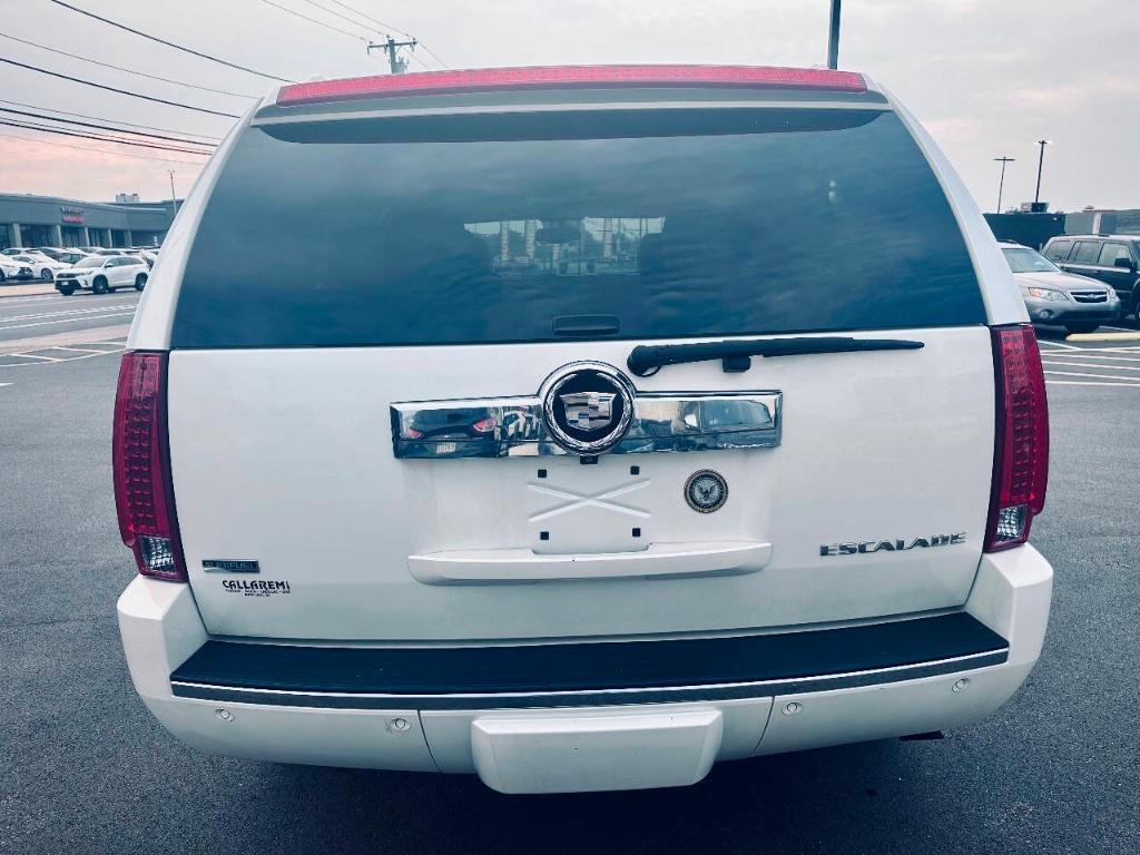 used 2011 Cadillac Escalade car, priced at $12,995