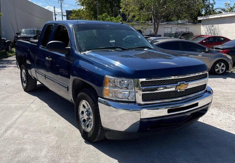 used 2013 Chevrolet Silverado 1500 car, priced at $11,495