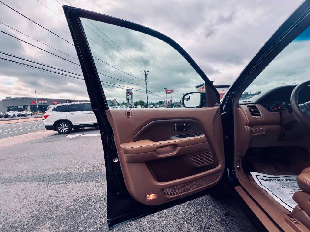 used 2007 Honda Pilot car, priced at $8,495