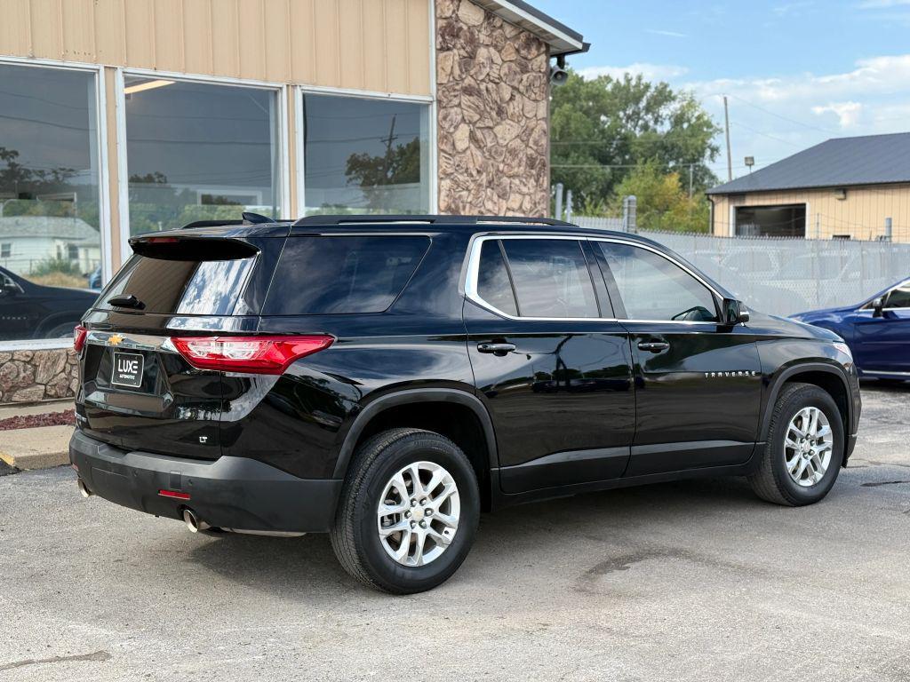 used 2021 Chevrolet Traverse car, priced at $22,990
