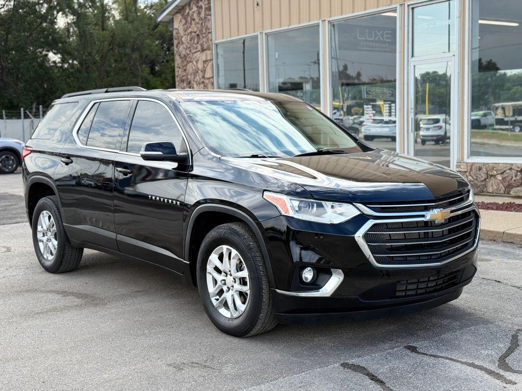 used 2021 Chevrolet Traverse car, priced at $22,990